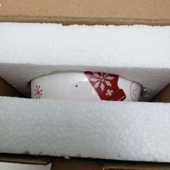 Christmas Mitten Dip Bowl - Picture 4 of 7